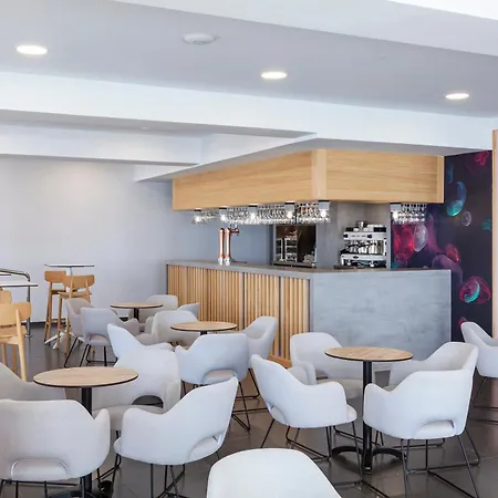 Brisa ホテル ベニドルム